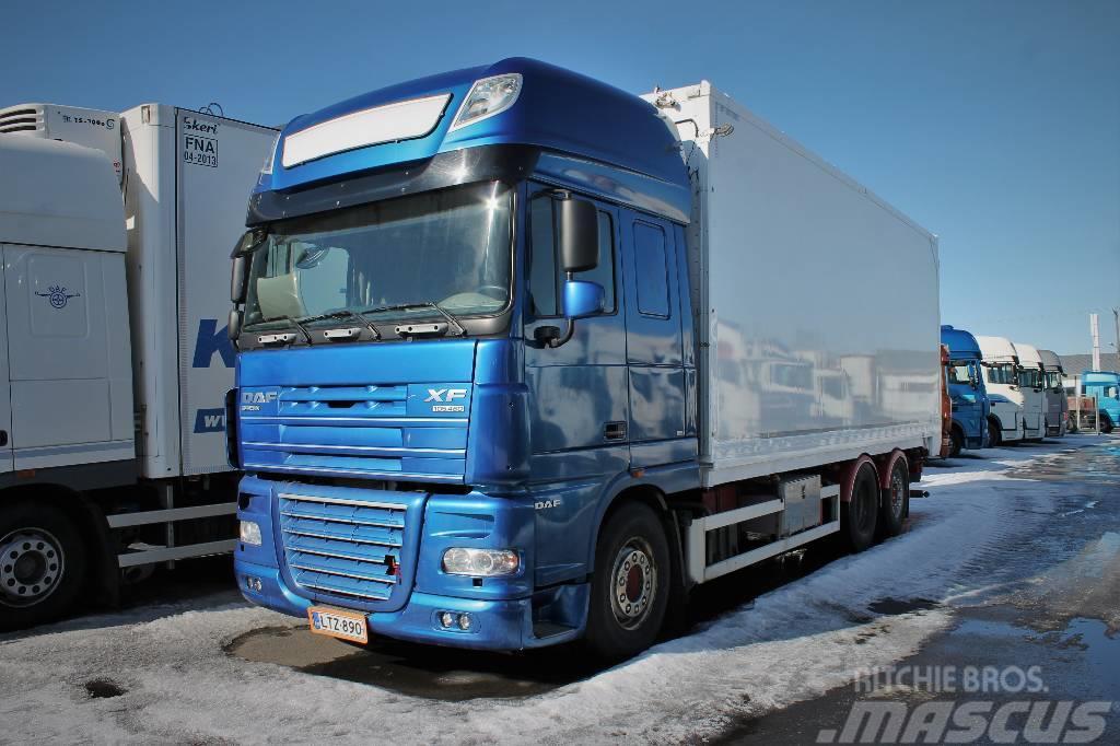 DAF XF105.460 Camiones de volteo para virutas de madera