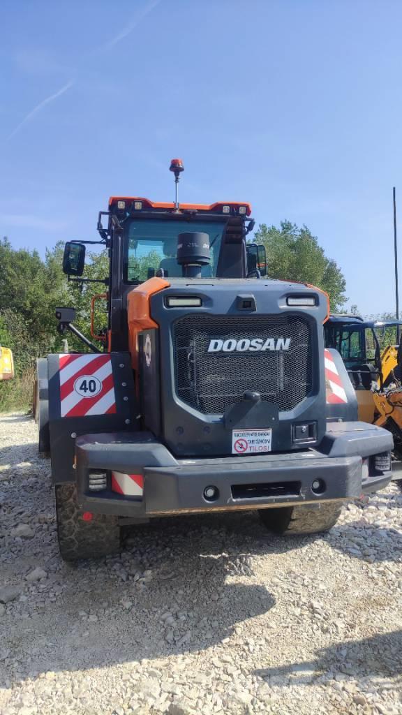 Doosan 280-7 Cargadoras sobre ruedas