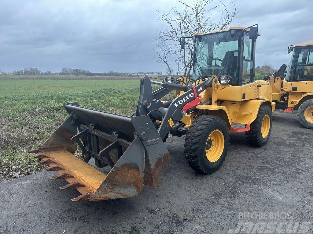 Volvo L30G Cargadoras sobre ruedas