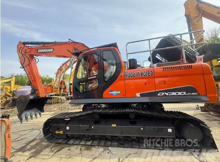 Doosan DX300LC-9C Excavadoras sobre orugas