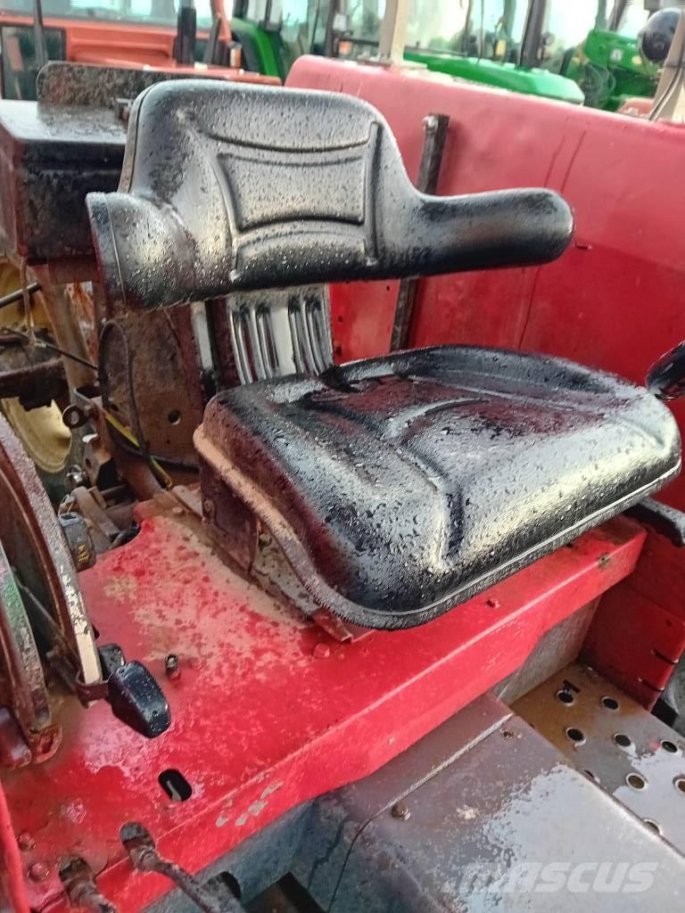 Massey Ferguson 375 Tractores