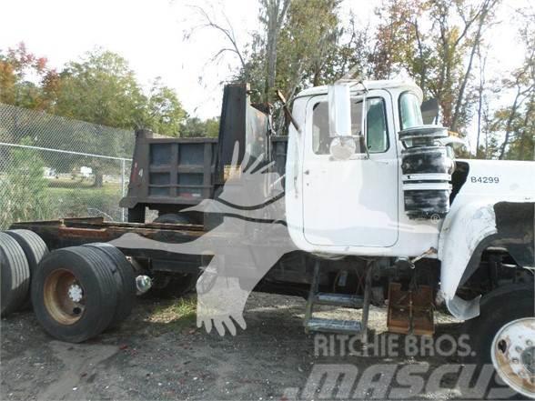 Mack RD600 Otros