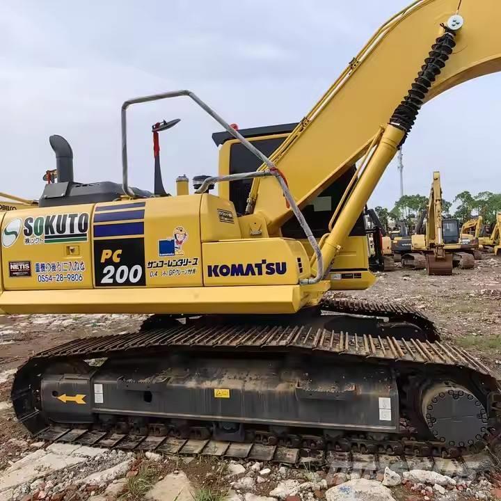 Komatsu PC200 Excavadoras 7t - 12t