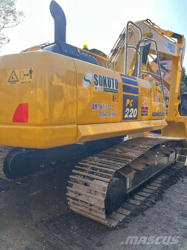 Komatsu PC 220 Excavadoras sobre orugas