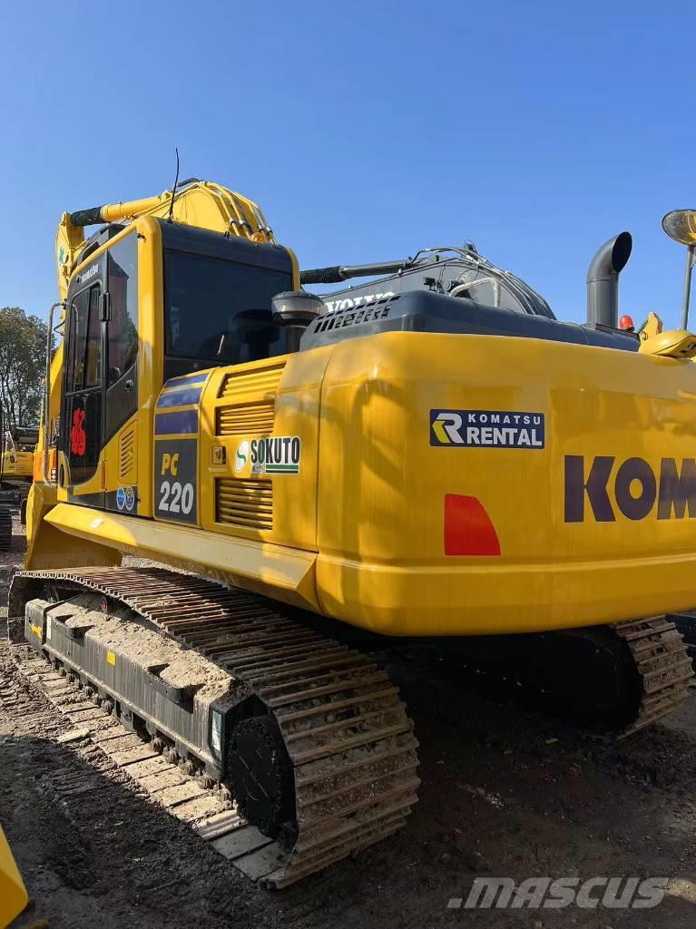 Komatsu PC 220 Excavadoras sobre orugas