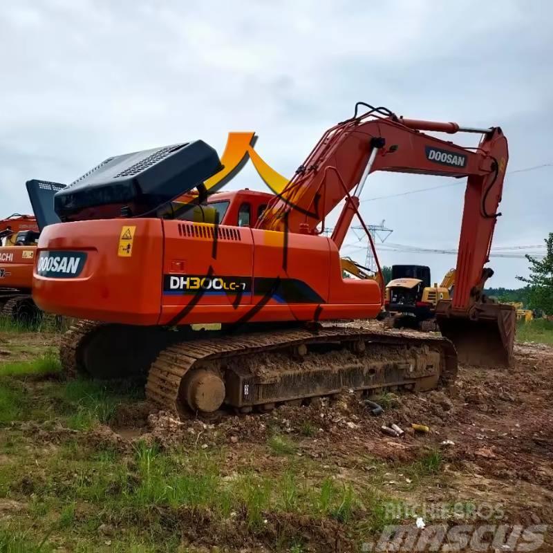 Doosan DX 300 Excavadoras sobre orugas