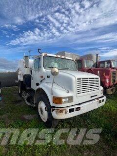 Freightliner FC 80 Camión de barrendero