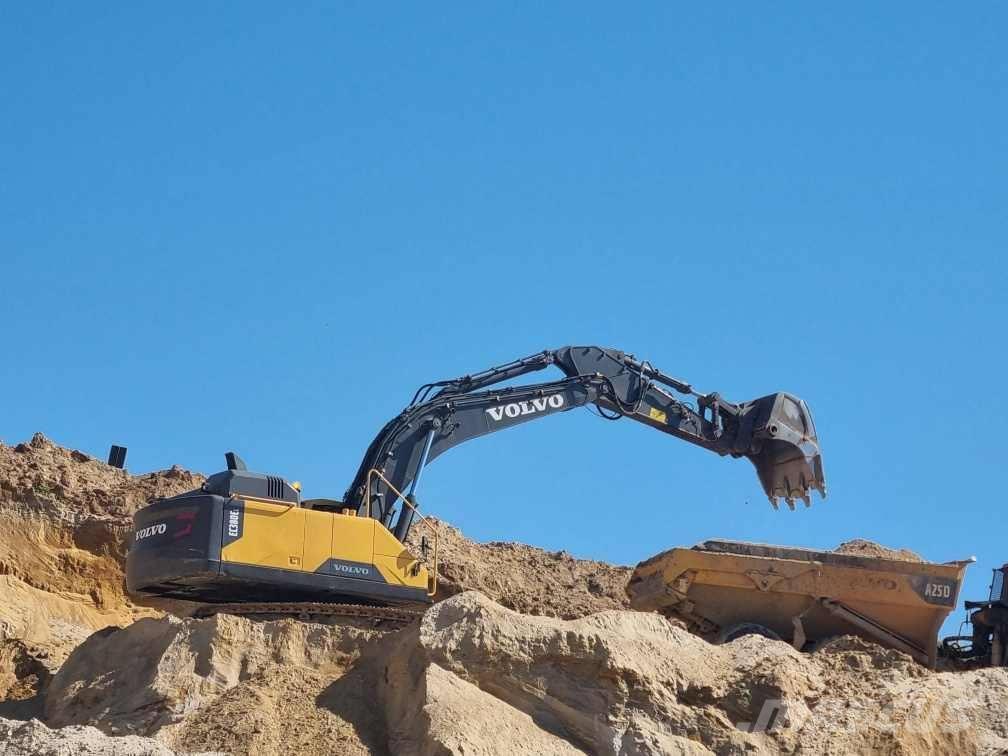 Volvo EC380EL Excavadoras sobre orugas