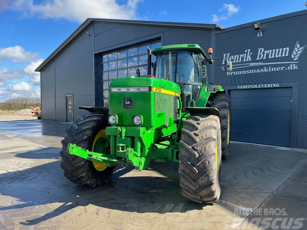 John Deere 4755 Tractores