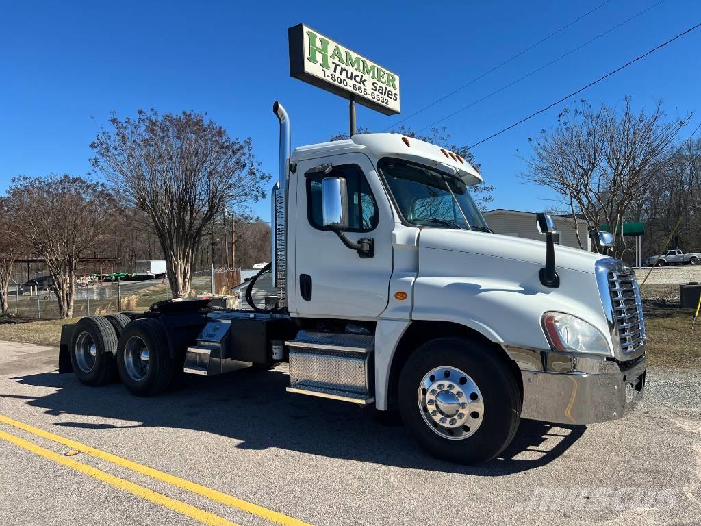 Freightliner Cascadia 125 Camiones tractor