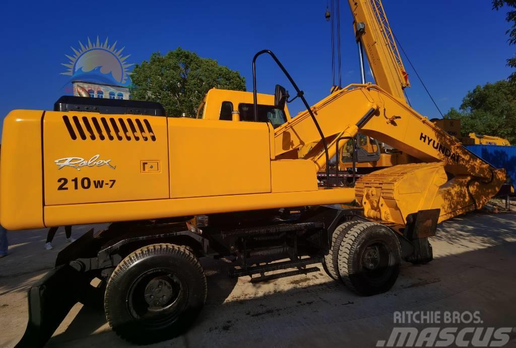 Hyundai R210W-7 Excavadoras de ruedas