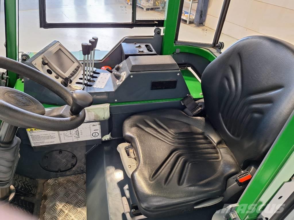 Combilift CBE2500 Montacargas de 4 vías