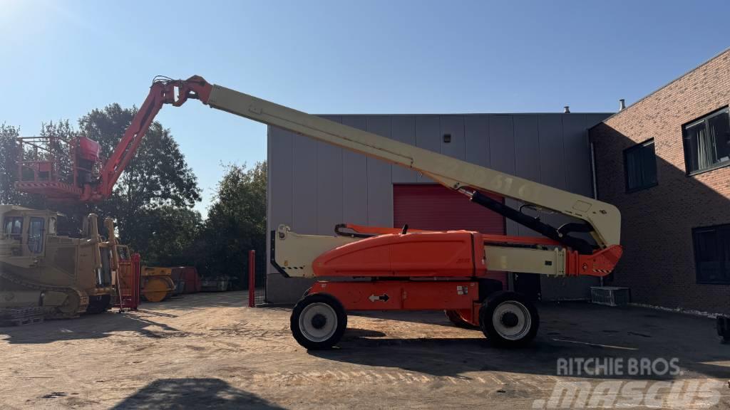 JLG 1250 AJP Plataformas con brazo de elevación manual