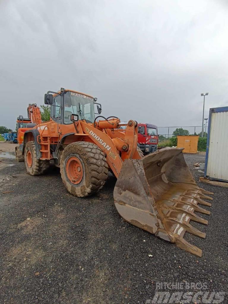 Doosan DL 350 Cargadoras sobre ruedas