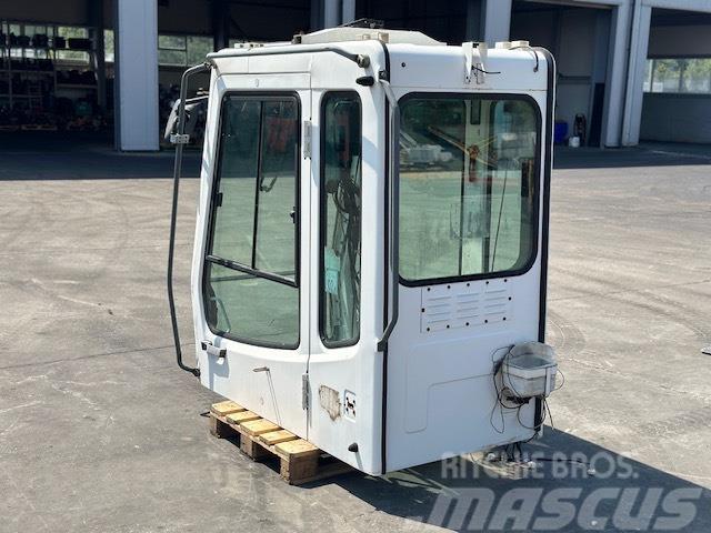 Liebherr SERIA B Cabina