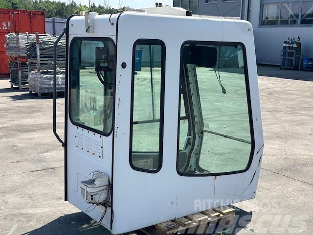 Liebherr SERIA B Cabina