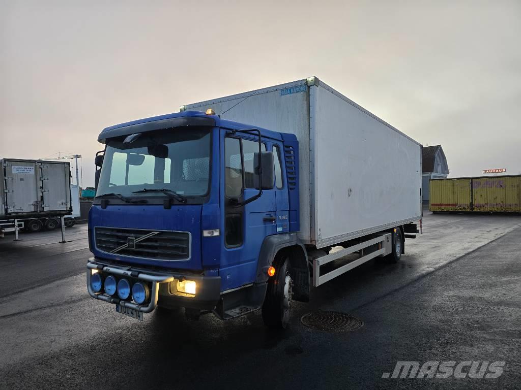 Volvo fl6 Camiones con caja de remolque