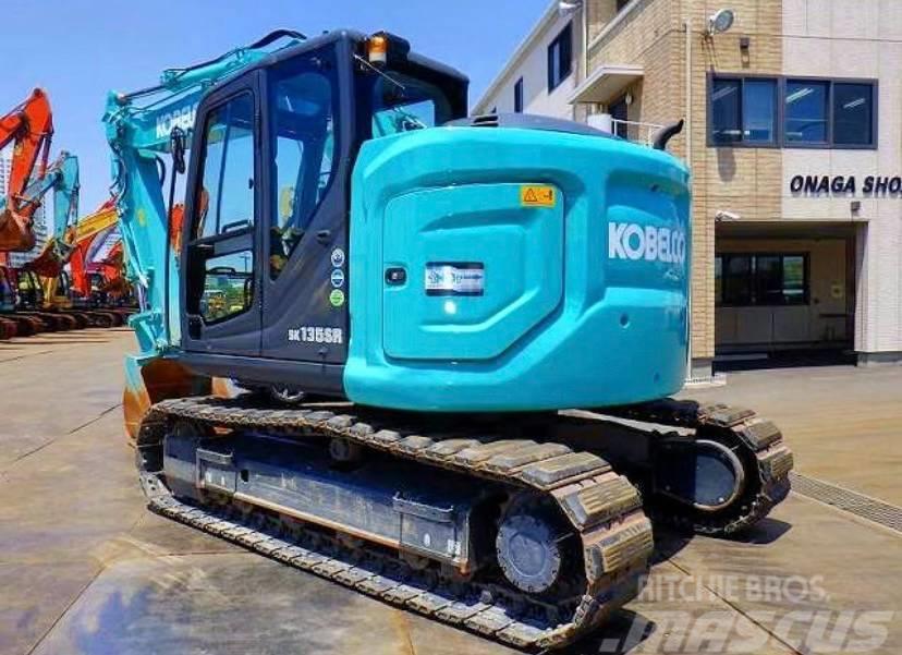 Kobelco SK 135 Excavadoras sobre orugas