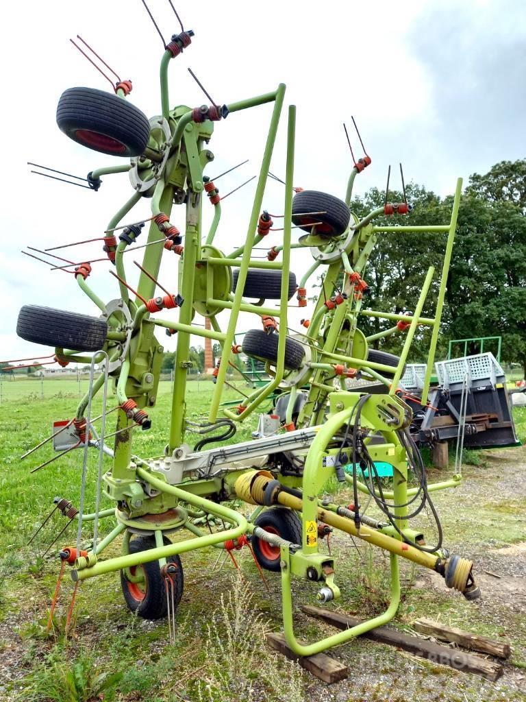 CLAAS Volto 870 Rastrilladoras y rastrilladoras giratorias