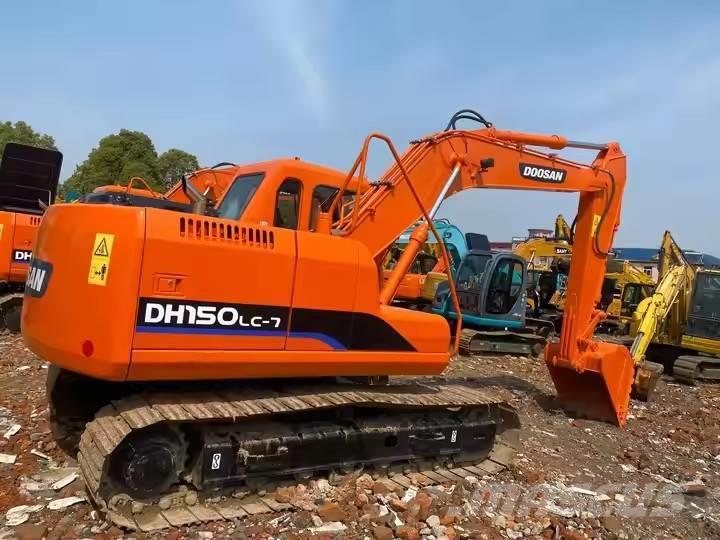 Doosan DH150 Excavadoras sobre orugas