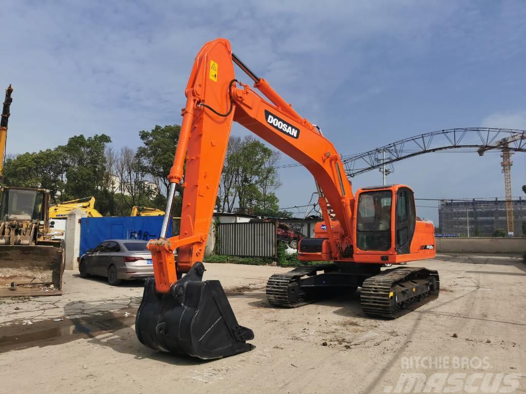 Doosan DX225LC Excavadoras sobre orugas