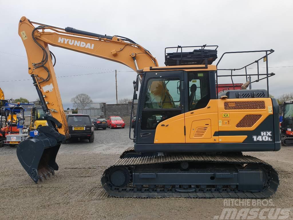 Hyundai HX140LC Excavadoras sobre orugas