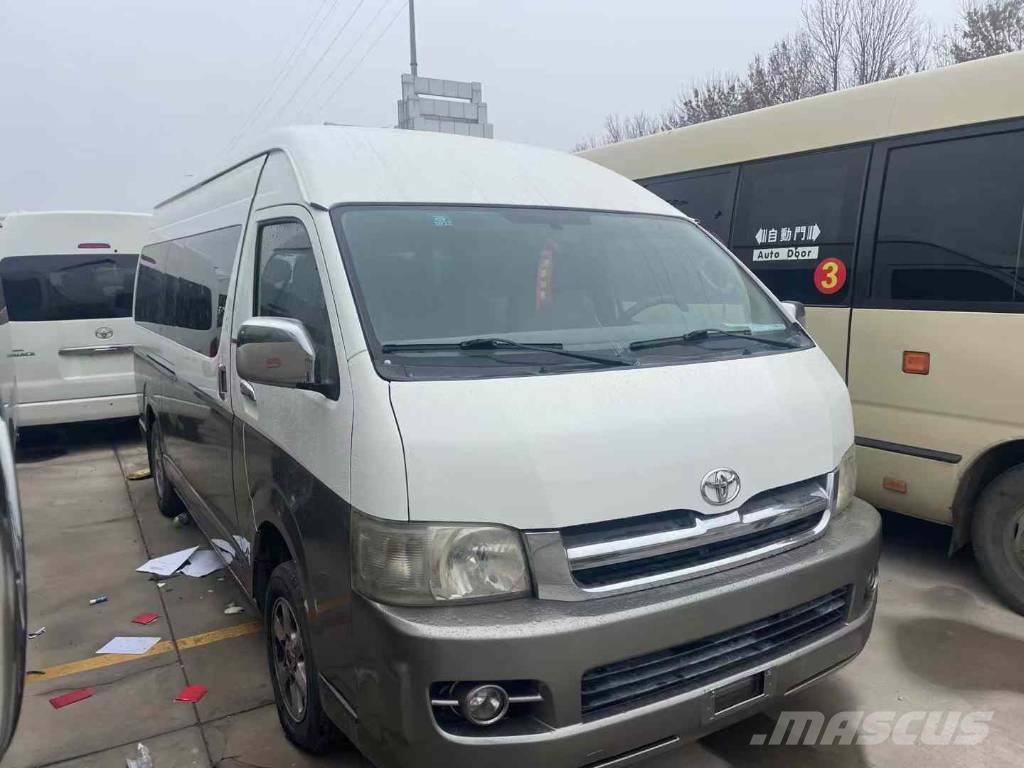 Toyota Hiace Autobuses interurbano