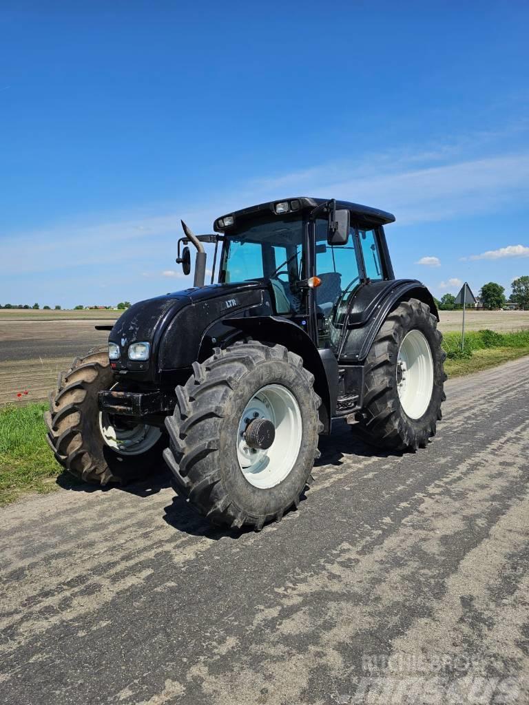 Valtra N 101 Tractores