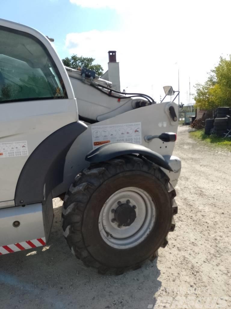 Manitou MT 1440 Retrocargadoras