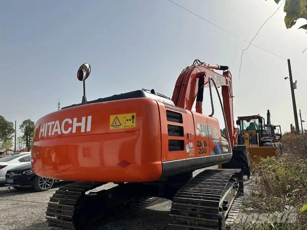 Hitachi ZX 200 Excavadoras sobre orugas