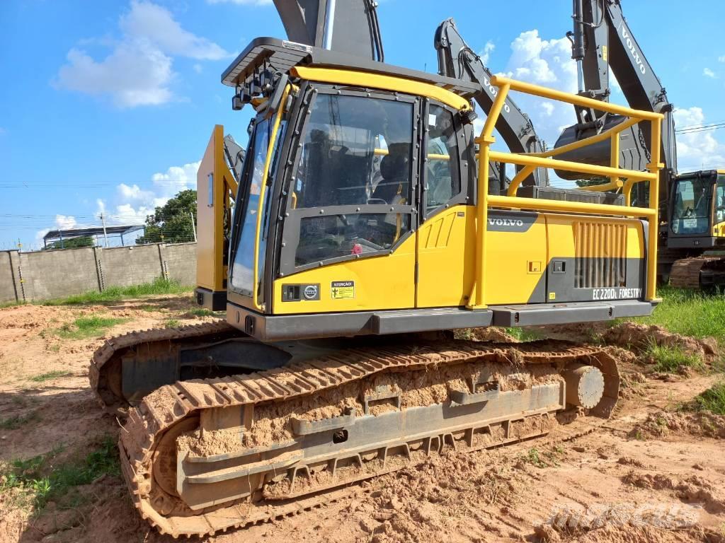 Volvo EC220DL Florestal Excavadoras sobre orugas