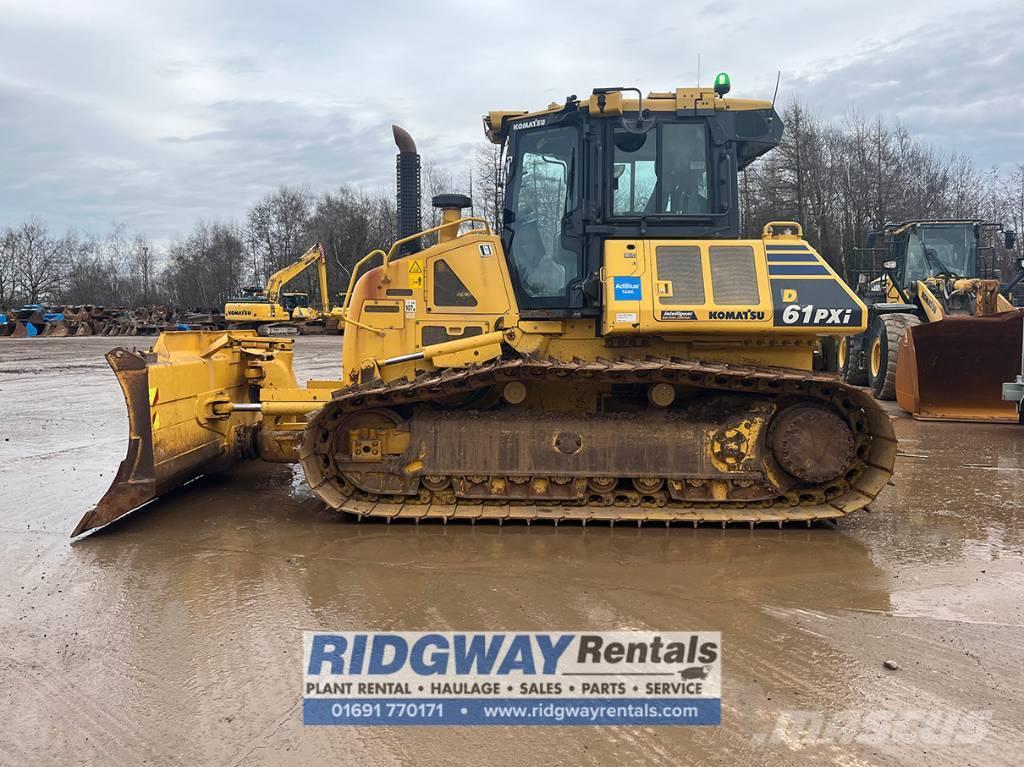 Komatsu D61PX-24 Buldozer sobre oruga