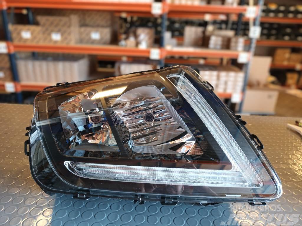 Volvo HEADLAMP 24159415 Otros componentes