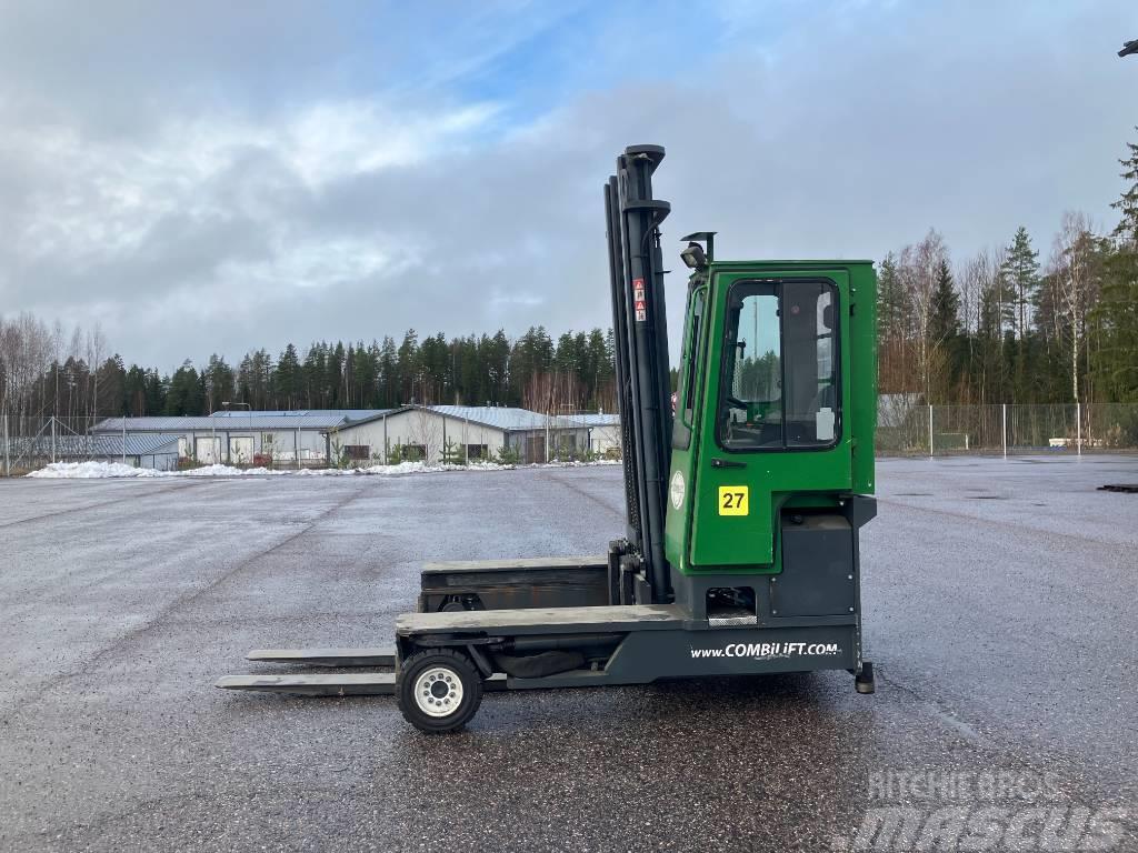 Combilift C4500 Montacargas de 4 vías