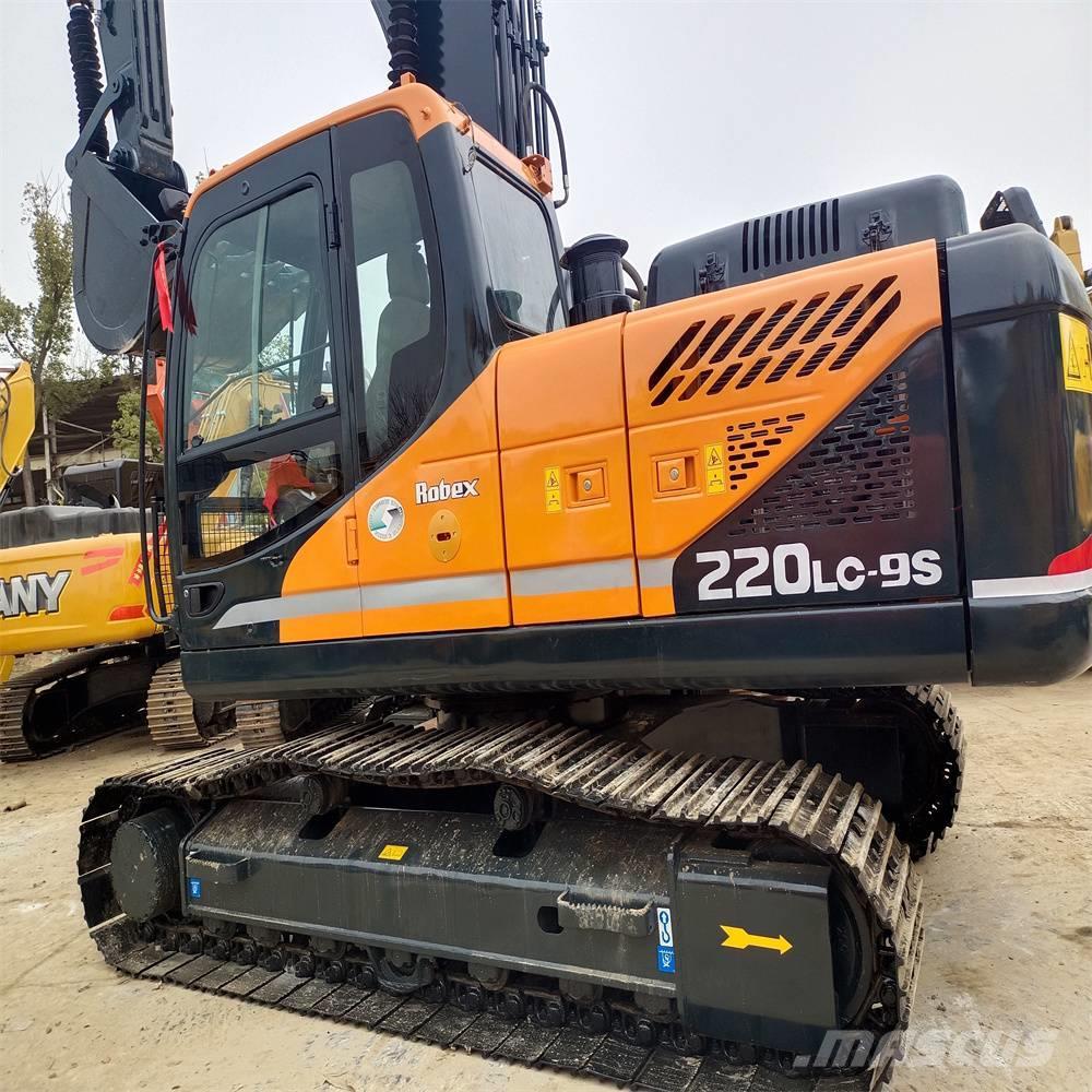 Hyundai 220LC-9S Excavadoras sobre orugas