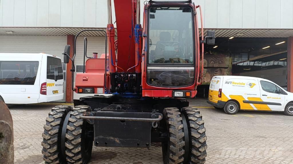 Fiat-Hitachi EX135W Excavadoras de ruedas