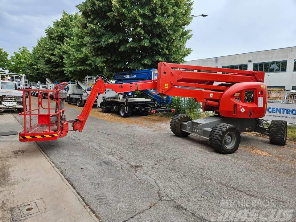 JLG 510 AJ Plataformas con brazo de elevación manual