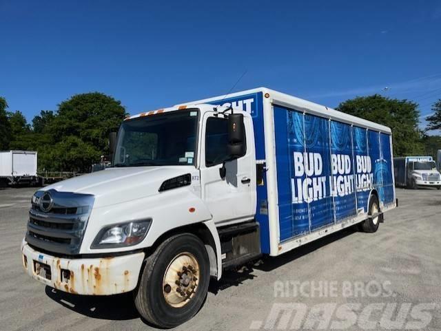 Hino 338 Camiones de reparto de bebidas