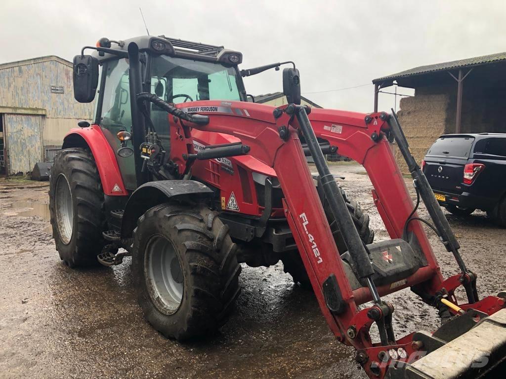 Massey Ferguson 5712 Tractores