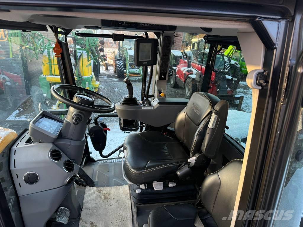 JCB Fastrac 8330 Tractores