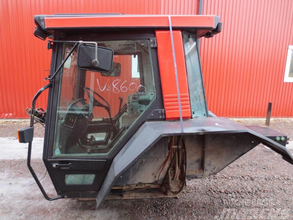 Valmet 8600 Cabina