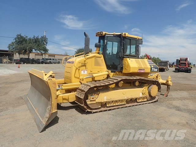 Komatsu D71EX-24 Buldozer sobre oruga