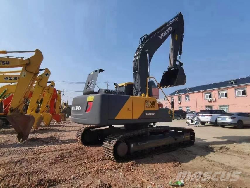 Volvo EC240D Excavadoras sobre orugas