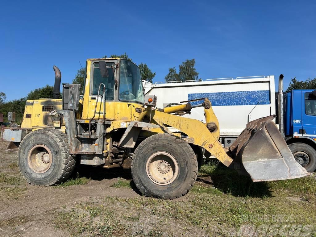 Komatsu WA 320 Cargadoras sobre ruedas