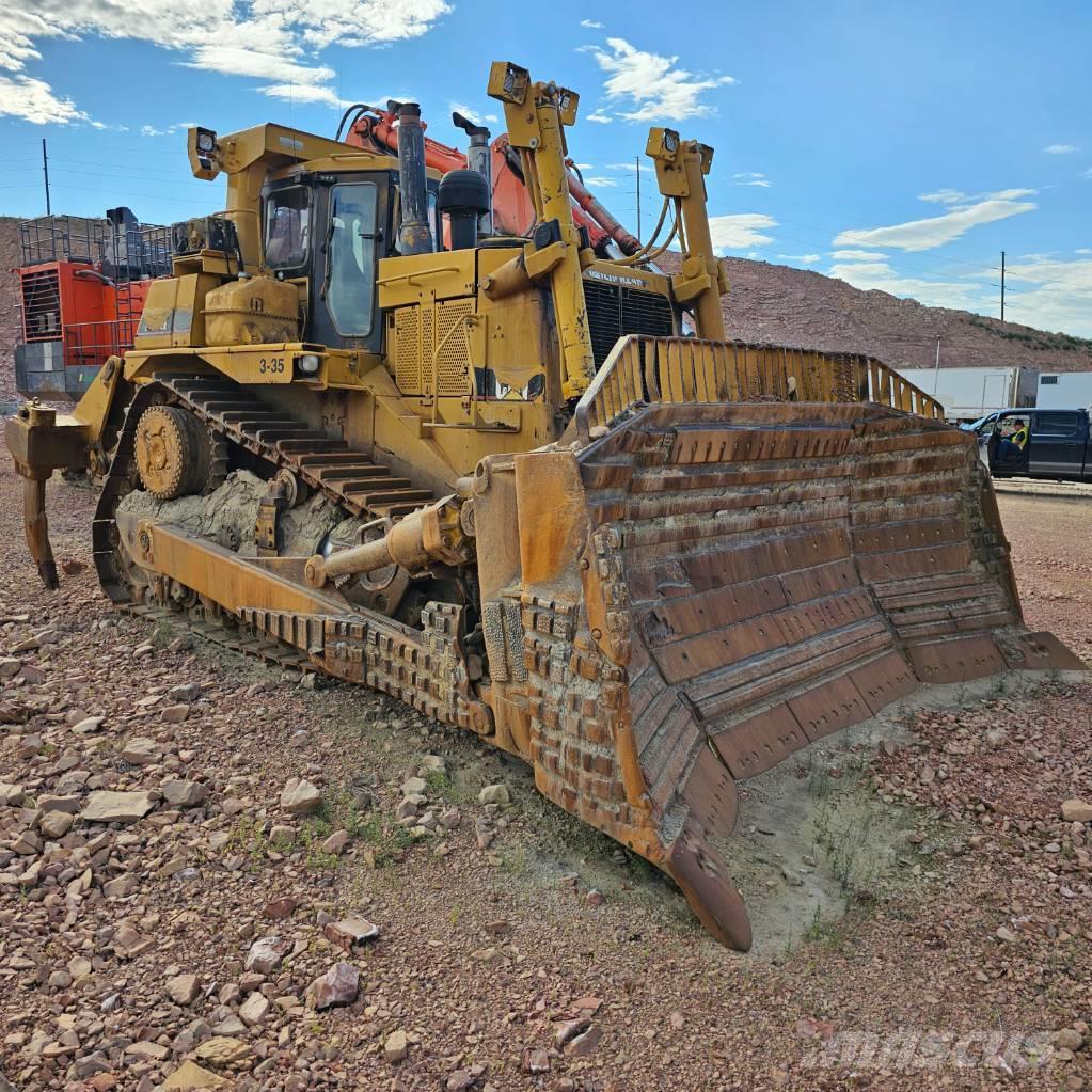 CAT D10R Buldozer sobre oruga