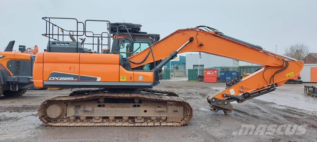 Doosan DX225LC-5 Excavadoras sobre orugas