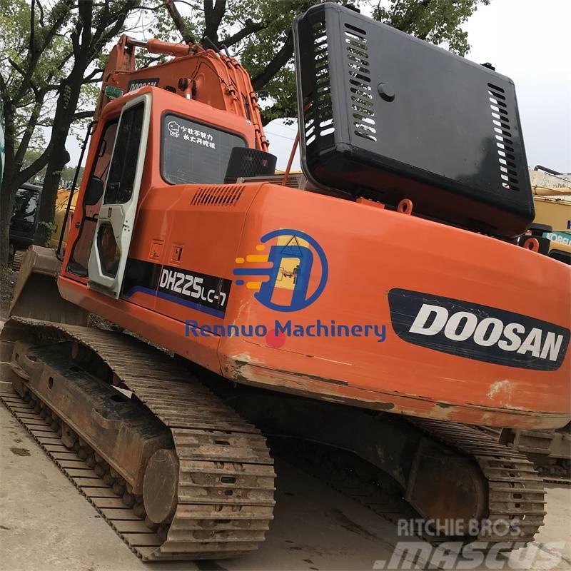 Doosan DH225LC-7 Excavadoras sobre orugas