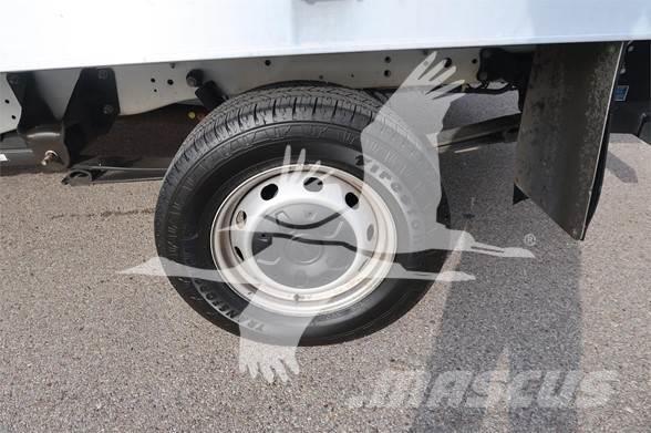 Ford TRANSIT Camiones de cama baja