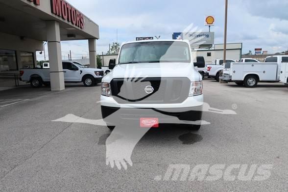 Nissan NV2500HD Otros