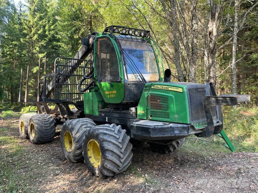 John Deere 810E Transportadoras